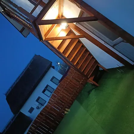 Pensiunea Legenda Farului Guest house *