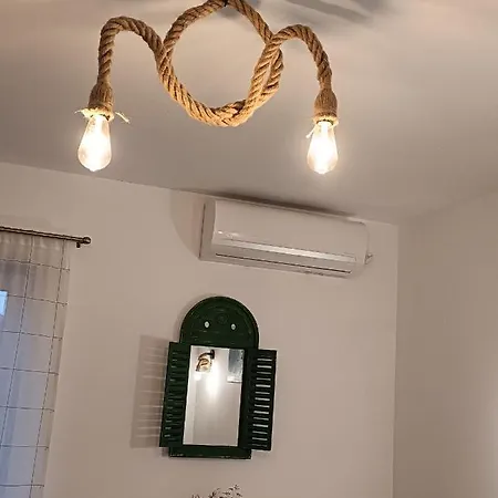 Pensiunea Legenda Farului *